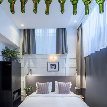 The Highland House ホテル 4*