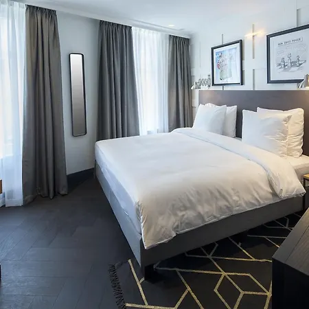 Отель The Highland House