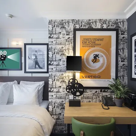 The Highland House Отель Амстердам