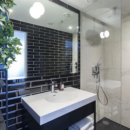 Hotel The Highland House 4*