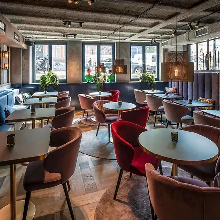 Hotel The Highland House 4*