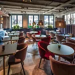 Hotel The Highland House 4*
