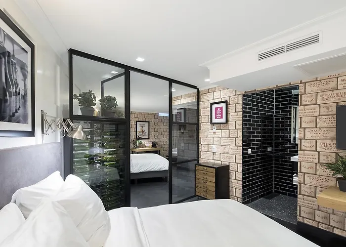 The Highland House 4* Amsterdam